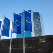 La baisse des taux directeurs de la BCE quelles conséquences pour votre épargne